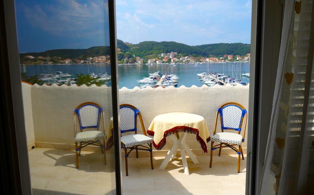 B&B Garni Toni Supetarska Draga Zewnętrze zdjęcie